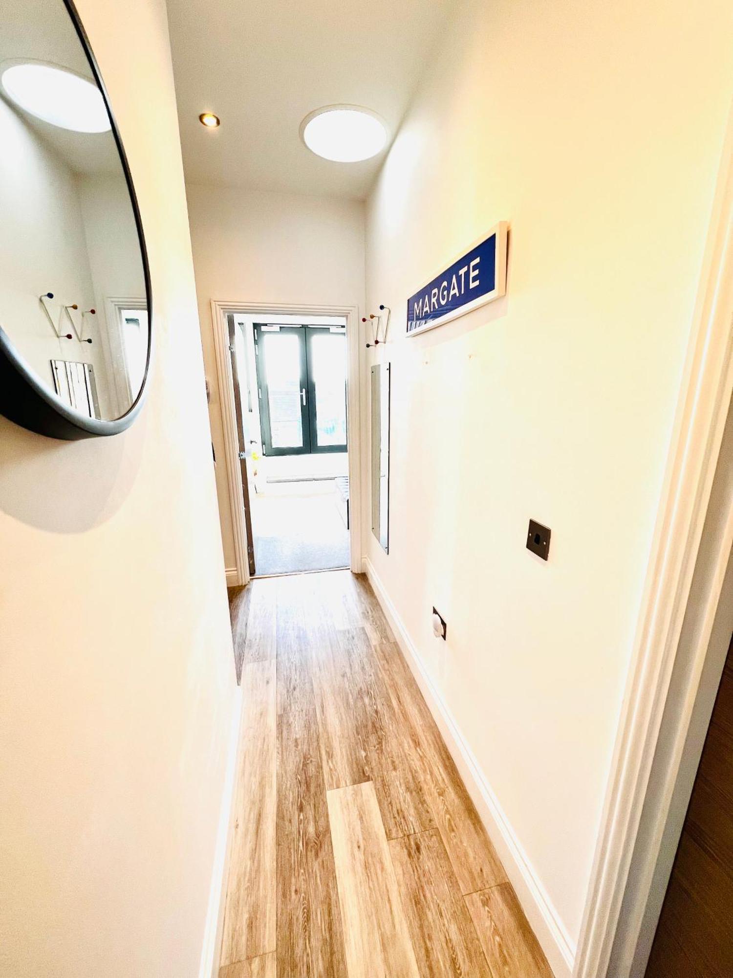 The Penthouse Margate, Balconies, Sea View, Gated Parking, Air Con! Apartment Luaran gambar