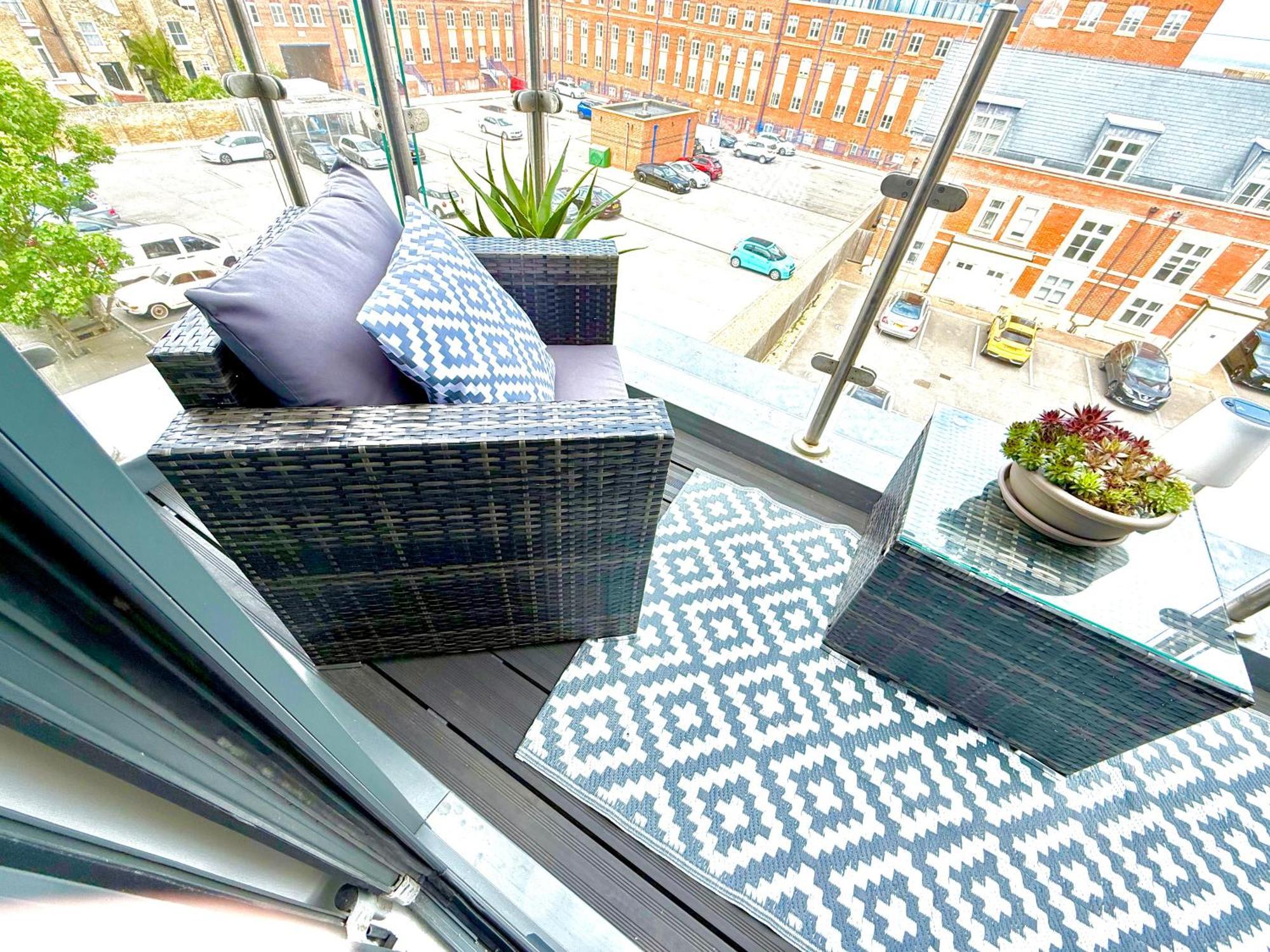 The Penthouse Margate, Balconies, Sea View, Gated Parking, Air Con! Apartment Luaran gambar